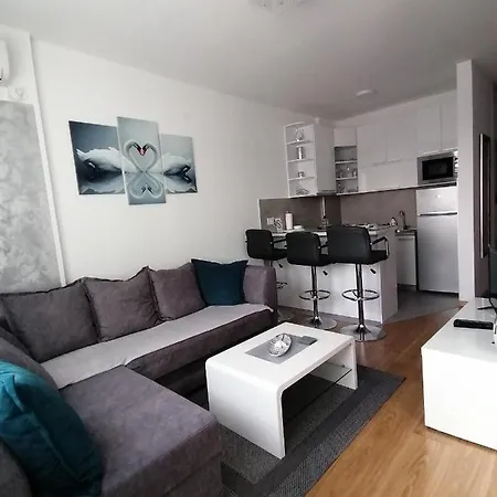 Gallery Square - Pupin Palace Apartment *