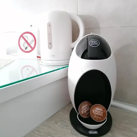 アパート Gallery Square - Pupin Palace ノヴィ・サド